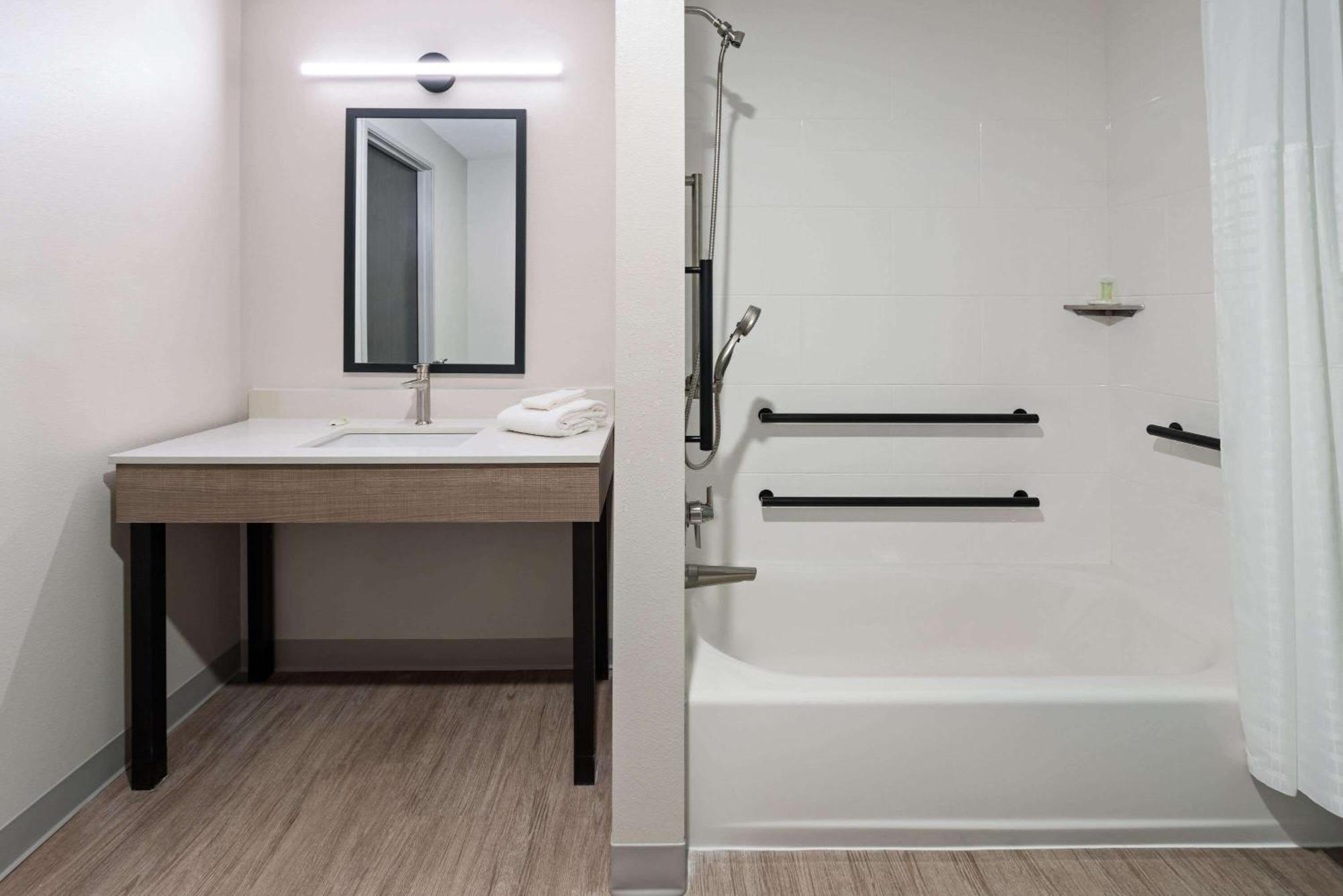 Echo Suites Extended Stay By Wyndham Richmond West Innsbrook Buitenkant foto